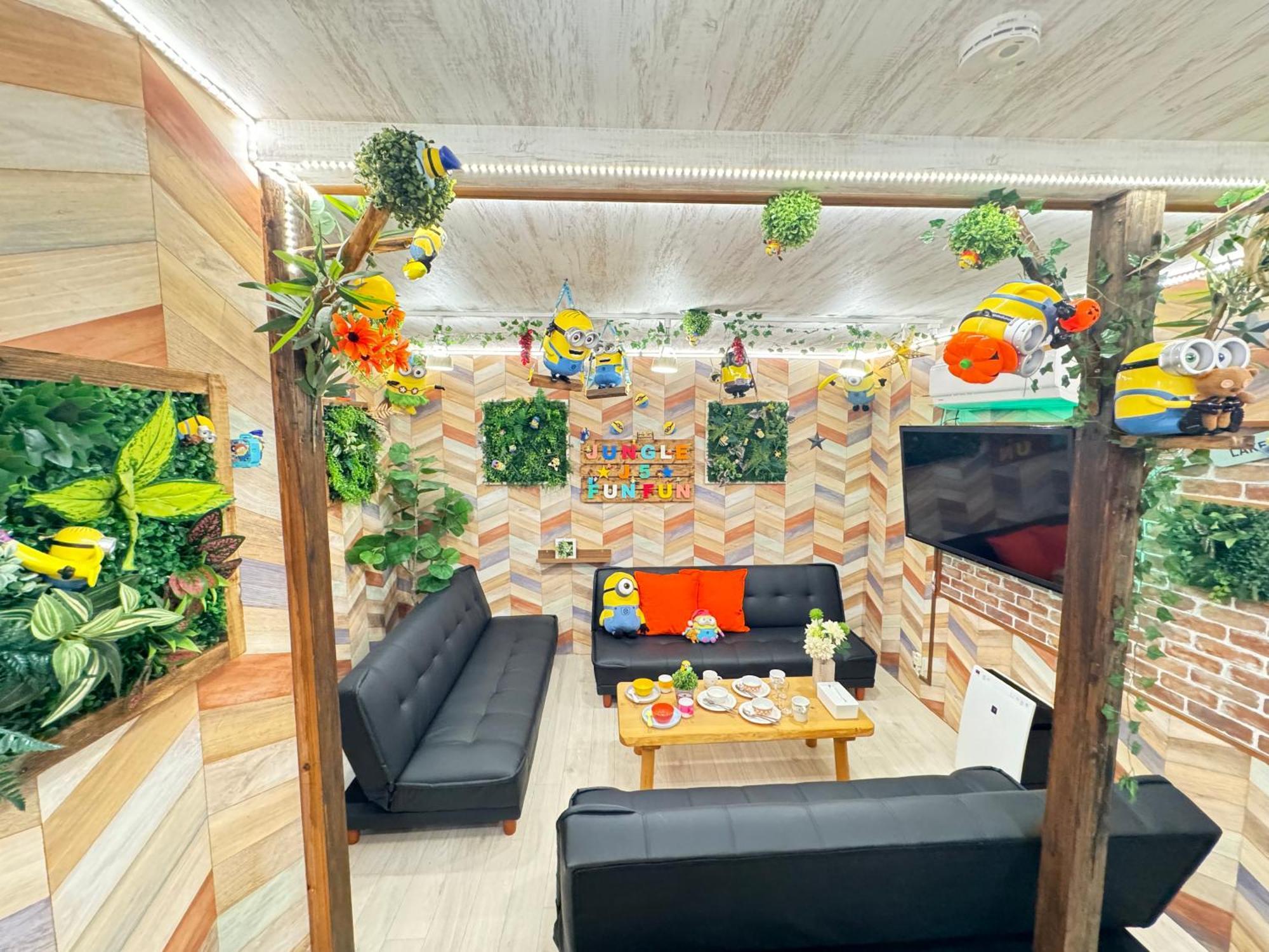 New Open Hotel Jungle Fun Fun J5 Coin Parking 500Yen For 24Hours Usj10 Minutes Osaka Buitenkant foto