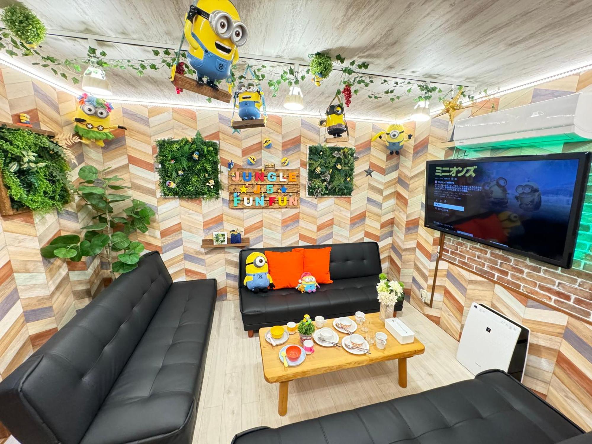 New Open Hotel Jungle Fun Fun J5 Coin Parking 500Yen For 24Hours Usj10 Minutes Osaka Buitenkant foto