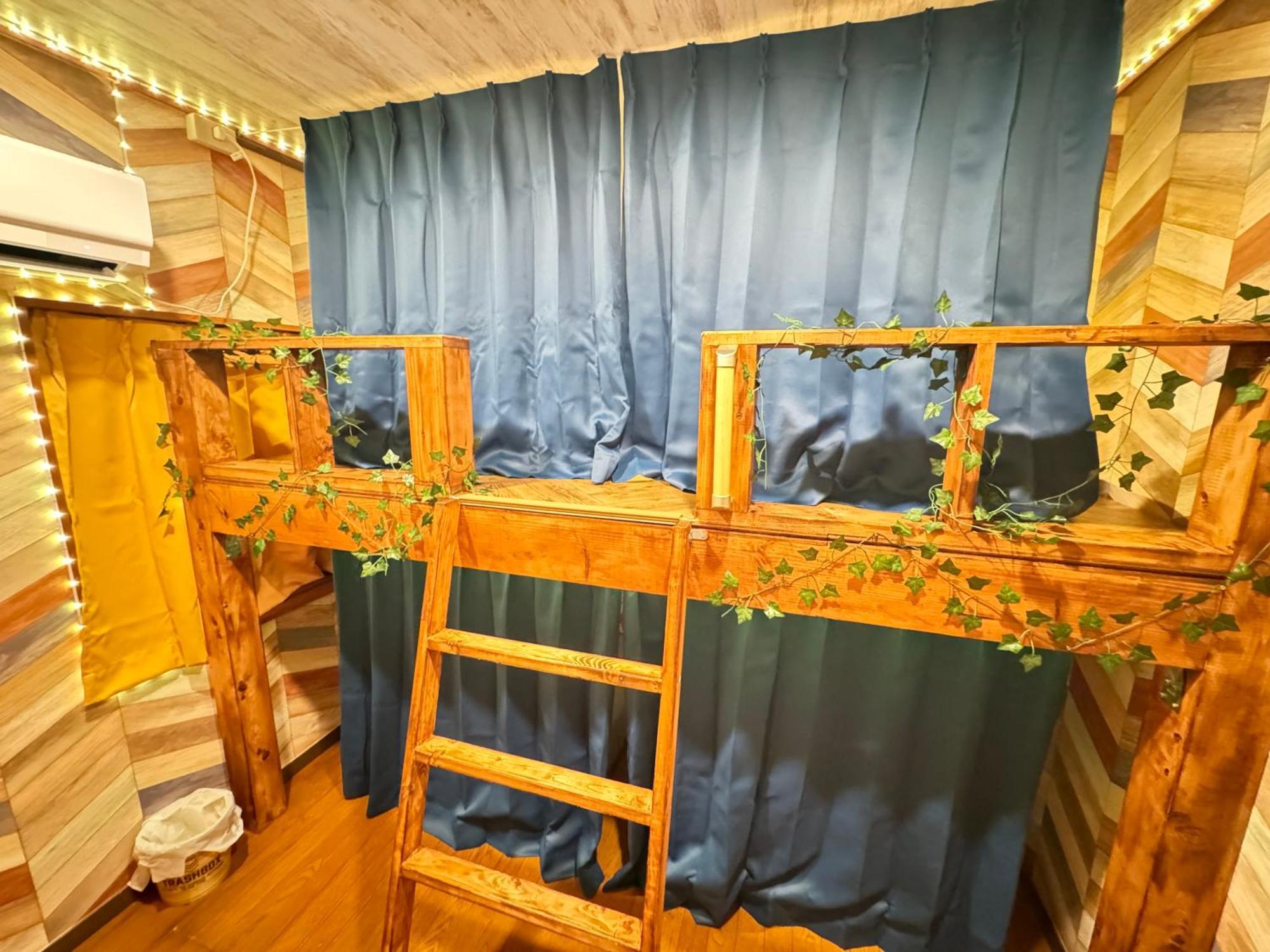 New Open Hotel Jungle Fun Fun J5 Coin Parking 500Yen For 24Hours Usj10 Minutes Osaka Buitenkant foto